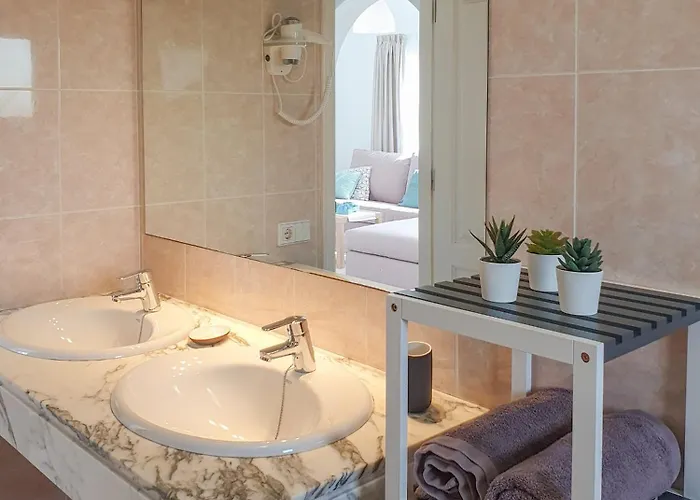 Casa Orzola-n5 By Escape *